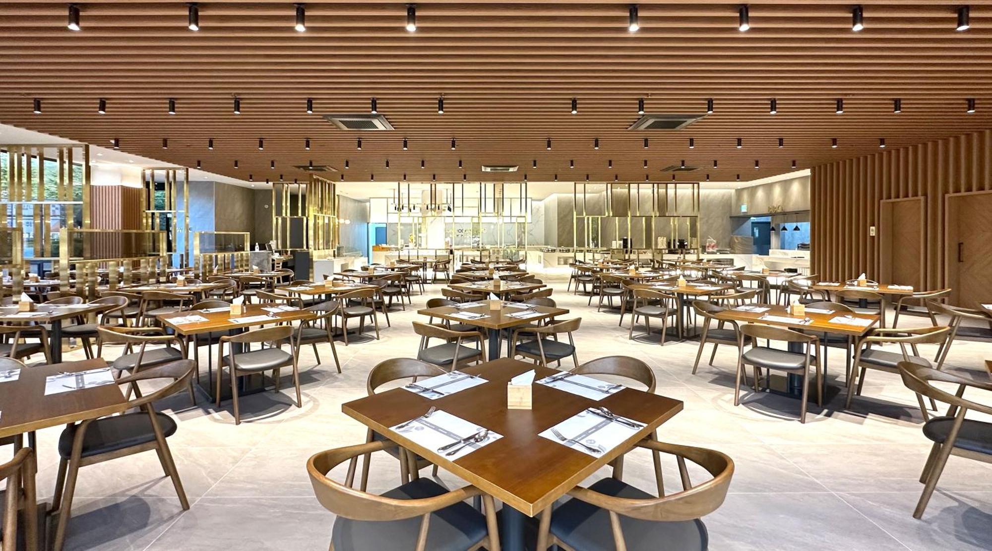 Commodore Hotel גייאונגג'ו מראה חיצוני תמונה