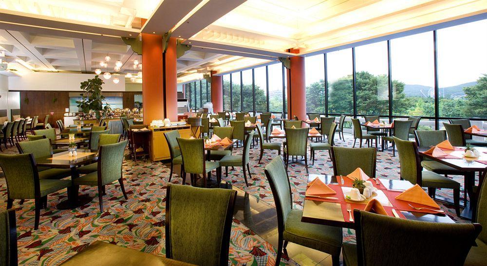 Commodore Hotel גייאונגג'ו מראה חיצוני תמונה
